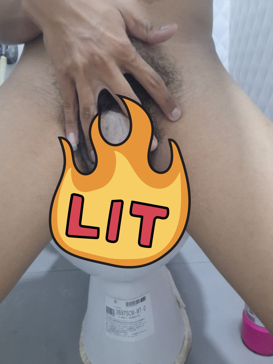 maiaek2003's tweet photo. ตื่นมาก็เงี่ยนเลย
#เงี่ยนควยน้ำแตก #โชว์เมียร่าน #ควย54 #แลกรูป #นมสาวอวบ https://t.co/vXCndPo0tc
