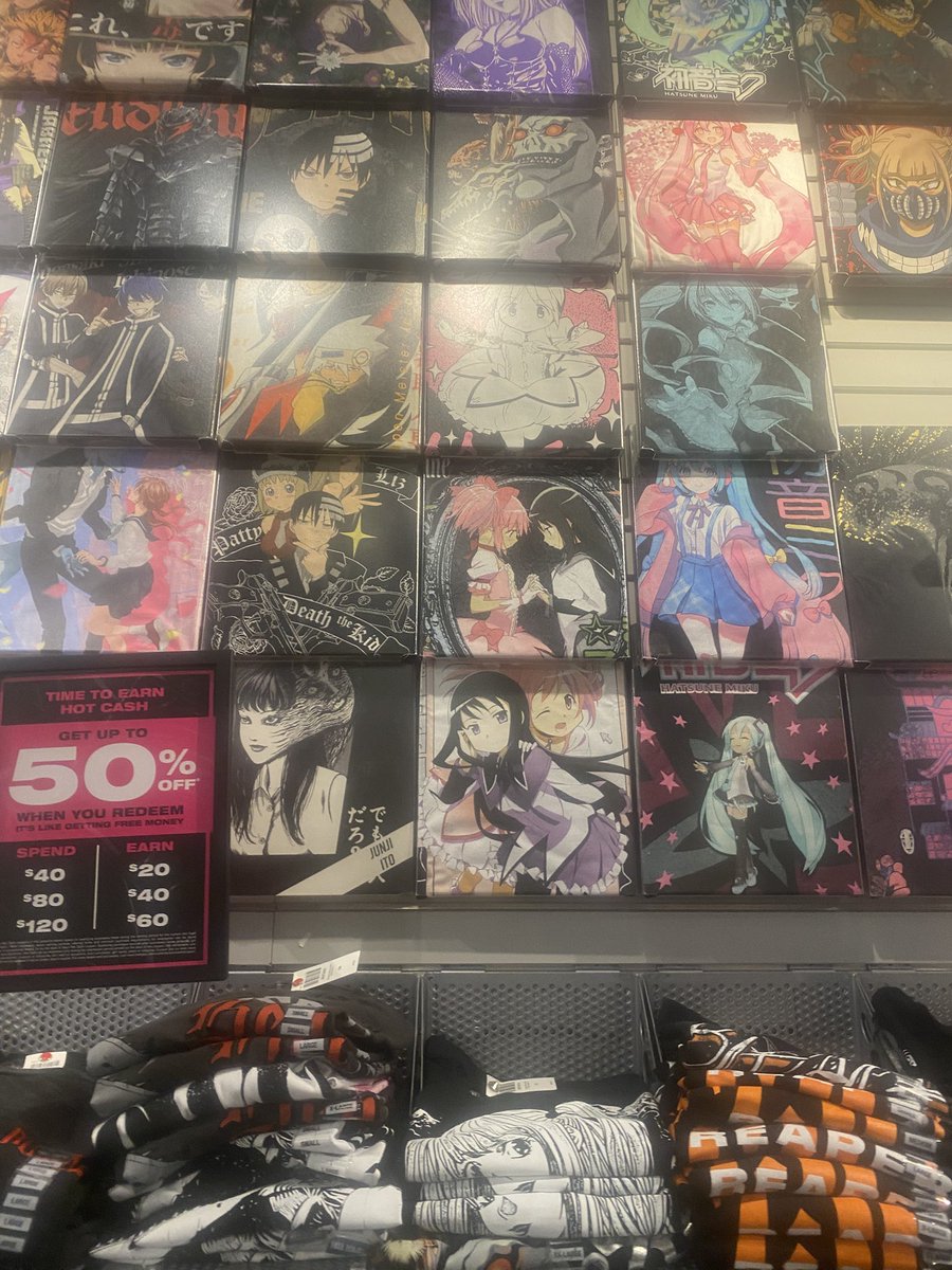 GSamurai7's tweet photo. Movie was good, 8 out of 10

Walked around the mall and saw slop strung up everywhere https://t.co/thRm9xv3qH