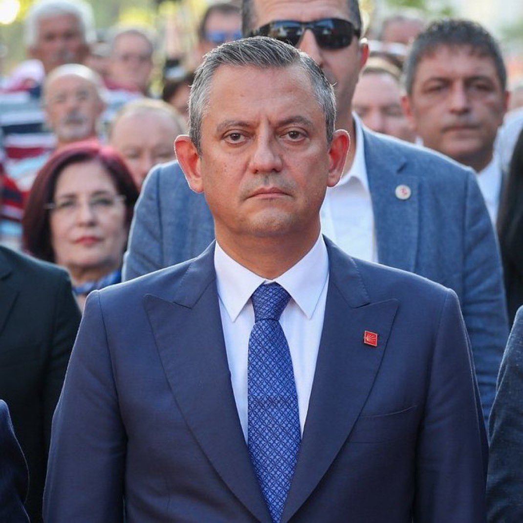 SİYAH SANCAK tweet media