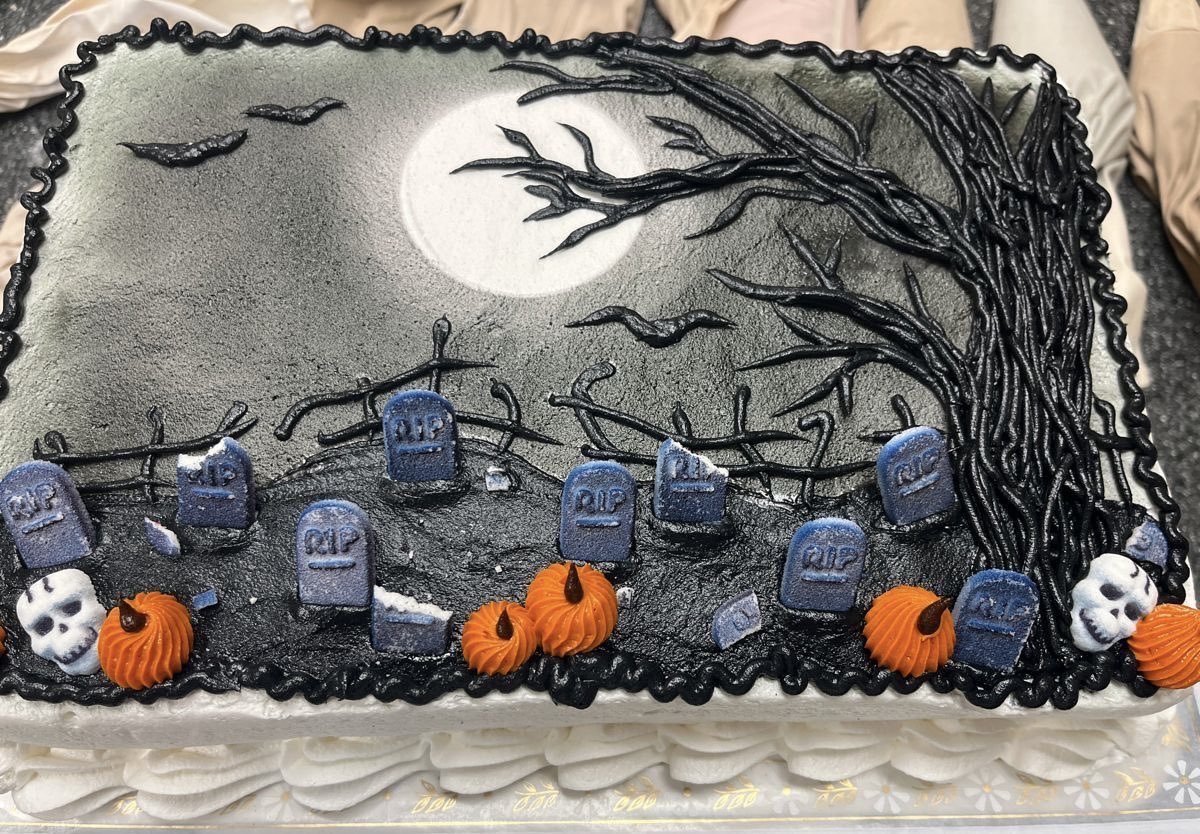 spookyxxboobs's tweet photo. spooky halloween cakes https://t.co/Ci5cKNfkgT