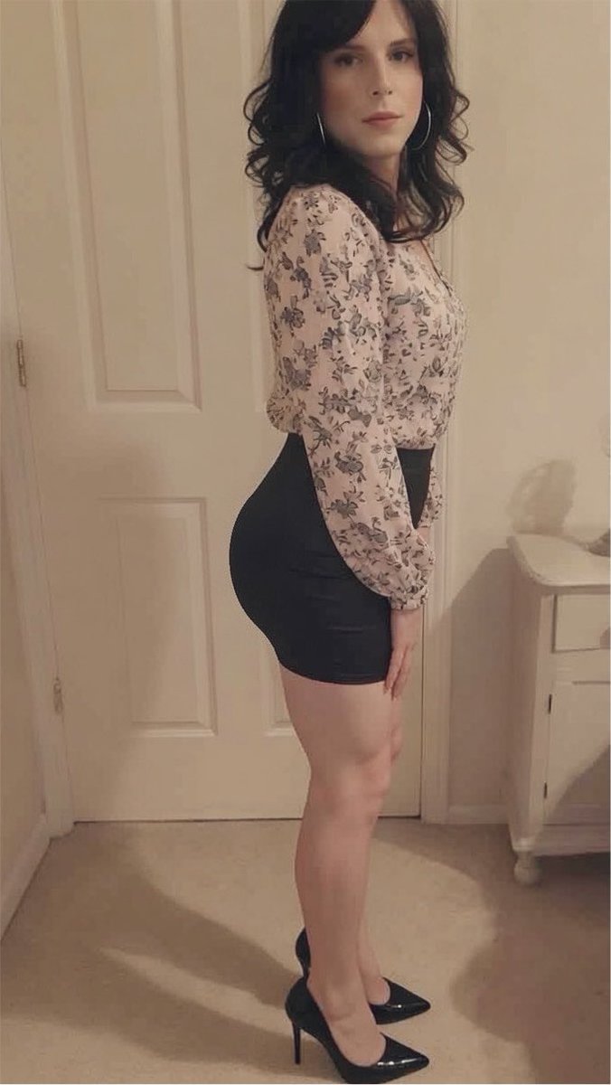 Ellie sissy 👅❤️💋 tweet media