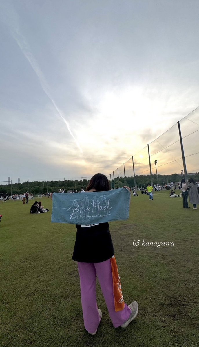CnLKFQZYkA4dQaZ's tweet photo. 連番したりライブで会ったりしてください🙌
3枚目参戦予定と行きたいライブです！

 #日曜だし邦ロック好きと繋がりたい
 #日曜だし邦ロック好きな人と繋がりたい https://t.co/GNWEkAIldX
