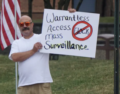 OrwellDay's tweet photo. Wave some signs, share the pictures.  This grows the movement!  #Flock https://t.co/4YiHJtrV6u