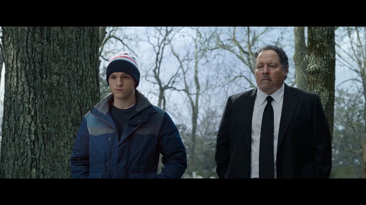 Dragon_Tavinn's tweet photo. @absinthepapi @ayofromthedead Now compare it to the previous Spider-Man movie, No Way Home where everything in the image is super clear, with almost no shadows and very clearly CG + green screen.

BND looks like a real movie, with light and shadow, compared to what we've gotten previously. https://t.co/J19xBNCsNm