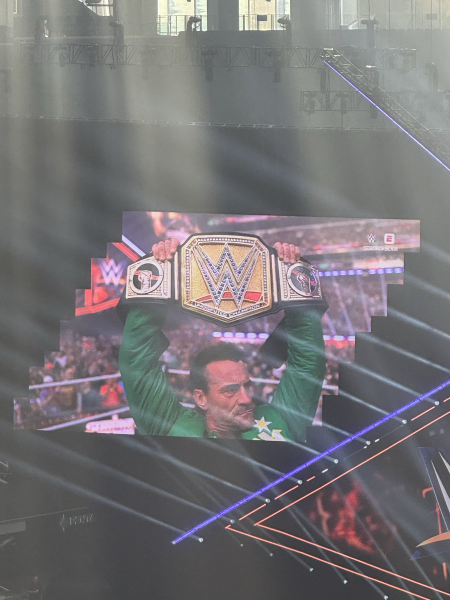 WWESuperCard's tweet photo. Clobberin’ Time? Or an American Nightmare? Call it 🗣️⬇️⬇️ https://t.co/bN375CidUh