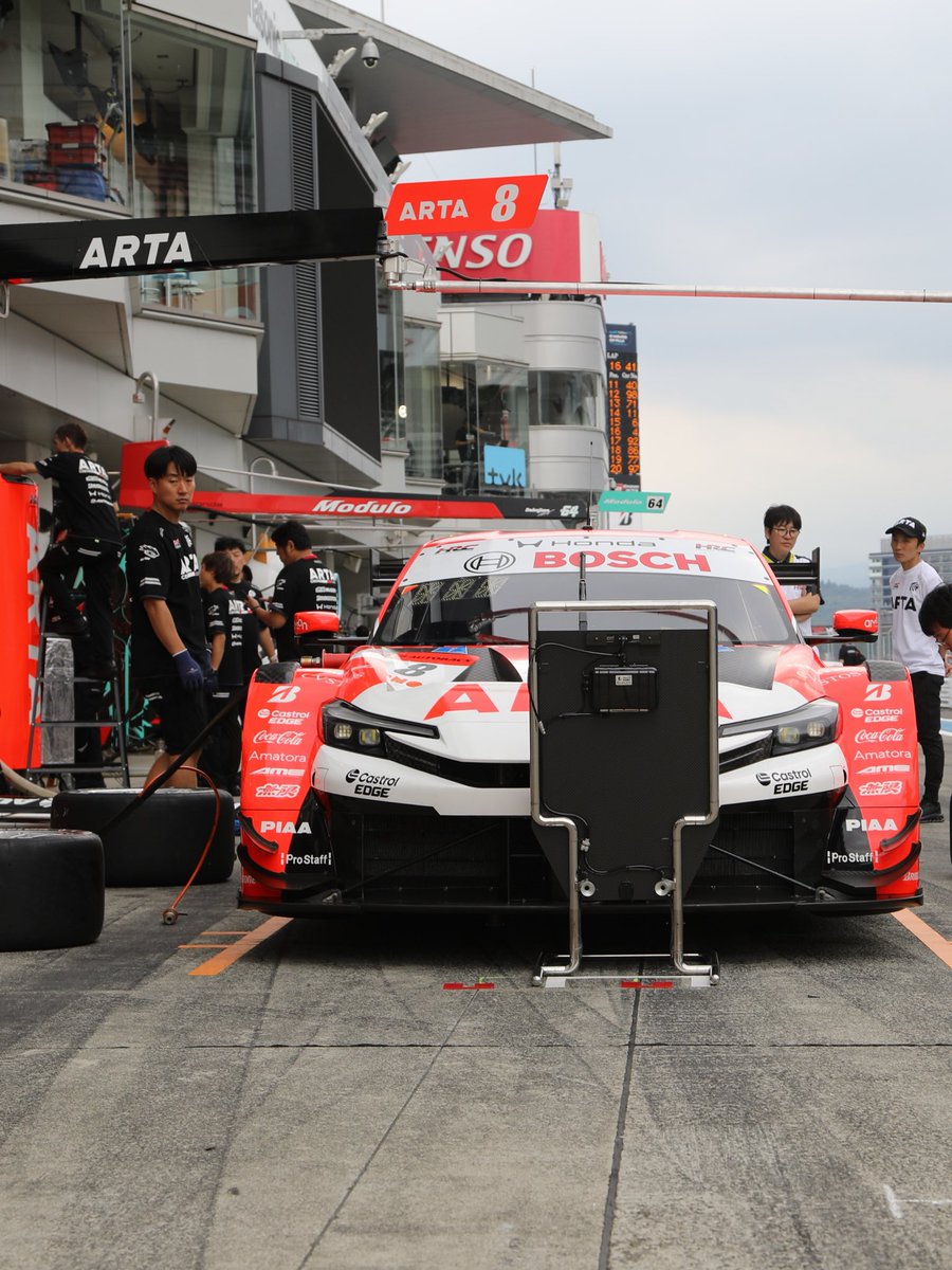supergt_square's tweet photo. 🔥 GT500決勝🔥

#8 ARTA MUGEN HRC PRELUDE GT が
ポールポジションから300kmの戦いへ挑みます。

チーム一丸となって積み重ねてきた力を、この決勝で解き放つ💪
チェッカーフラッグまで、熱い応援をよろしくお願いします🏁

#SUPERGT #GT500 #ARTA #富士スピードウェイ https://t.co/TxiIGEMBrX