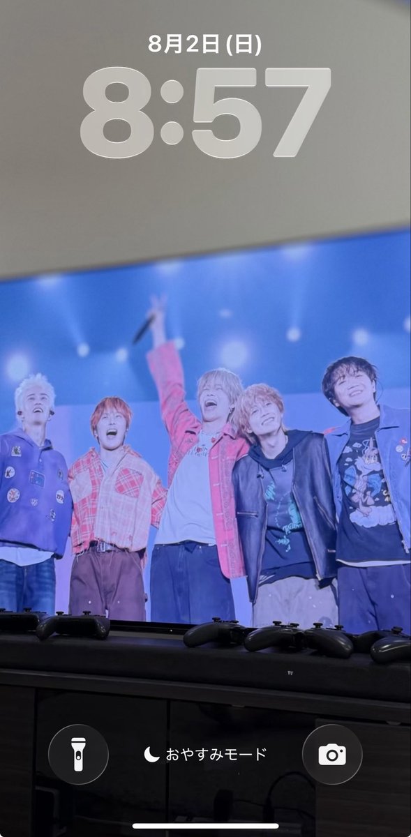 rin_lool's tweet photo. 携帯開くたびに一瞬でCDFが蘇る🥹❤️
一生ppv見たい😭😭見れる日数が減っていくのが悲しい😢
#CDF2026 #コムドット https://t.co/C8ajHtokES