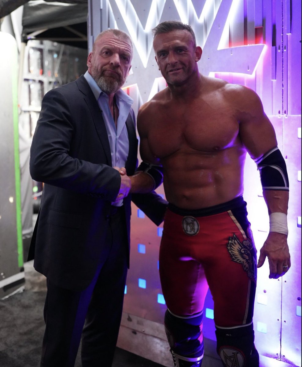 WrestlePurists's tweet photo. Triple H with Nick Aldis backstage at #SummerSlam after Aldis’ in-ring return https://t.co/V1LvcKMdkn