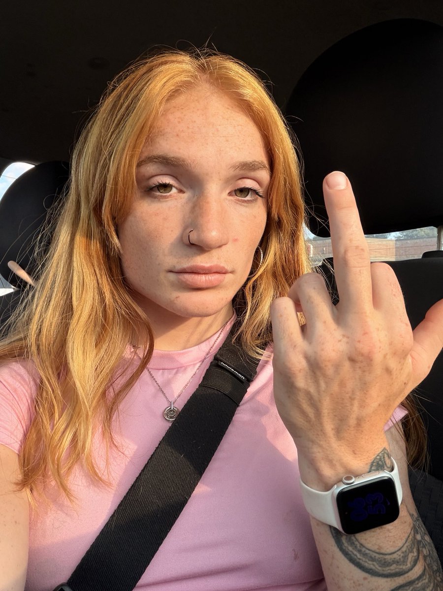 GODDESSlinds3y8's tweet photo. Going shopping. Who’s paying for my groceries?😍🙇‍♂️ https://t.co/HnM4Tdig3V