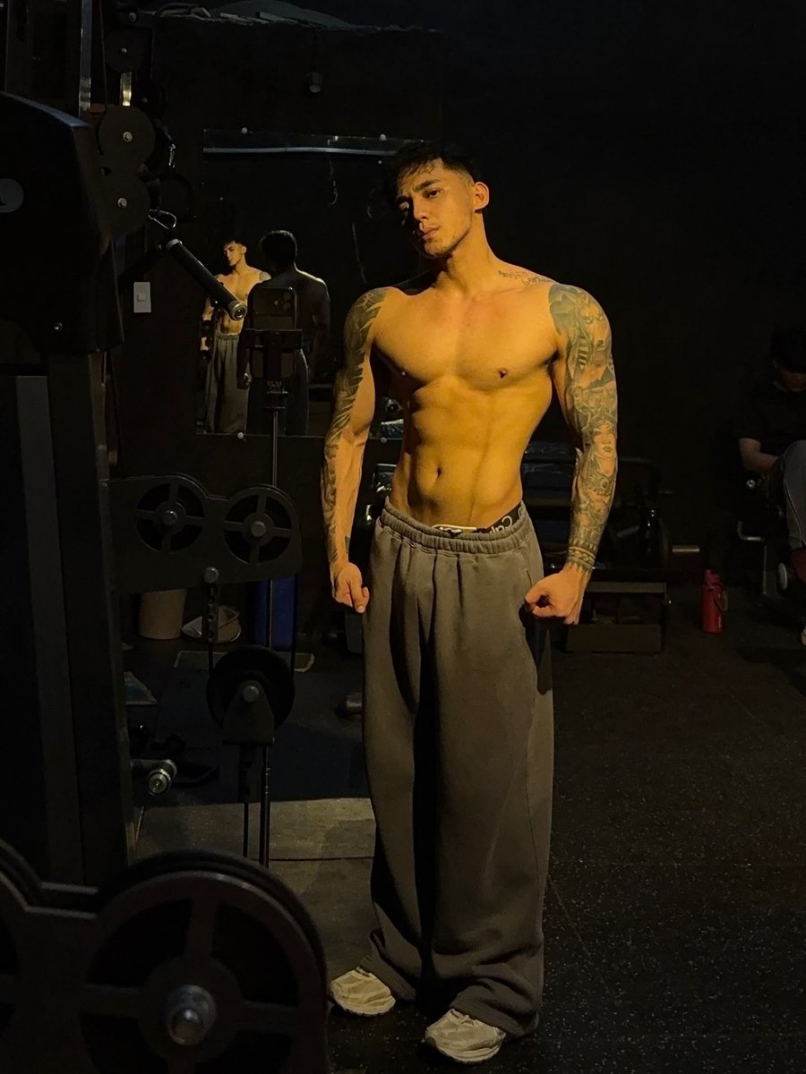 andrei1official's tweet photo. Morning routine, Gawin din kitang routine sa umaga gusto mo?

TG: https://t.co/mi3x05J2xP https://t.co/pwT556RqzI