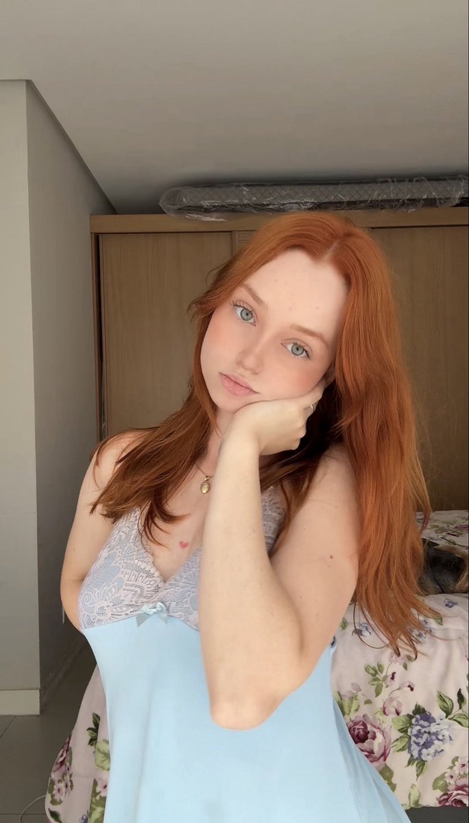 milaccbsk's tweet photo. Y’all only like the chubby ones?🥹 #horny #egirl #lewdtwt https://t.co/vzS2wGonUu