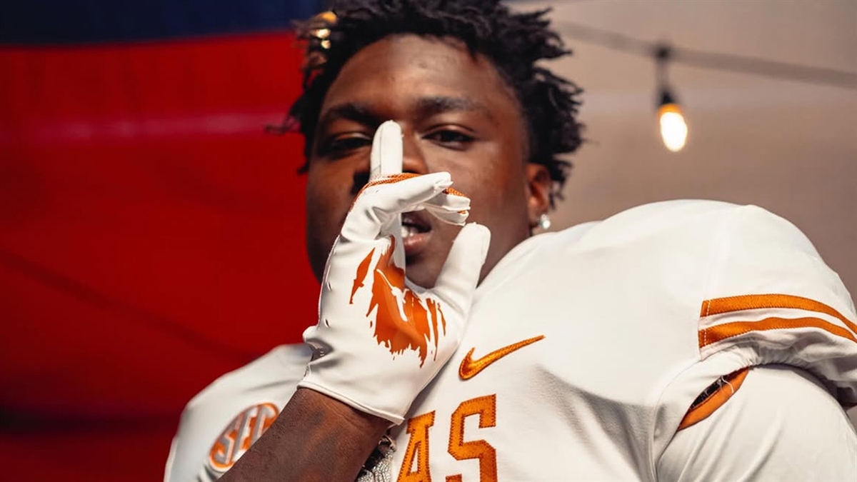 dctf's tweet photo. Five-Star RB Landen Williams-Callis Commits to the Texas Longhorns Live on #DCTX
https://t.co/bYoKFJwJGB https://t.co/SkY1eD2EVd