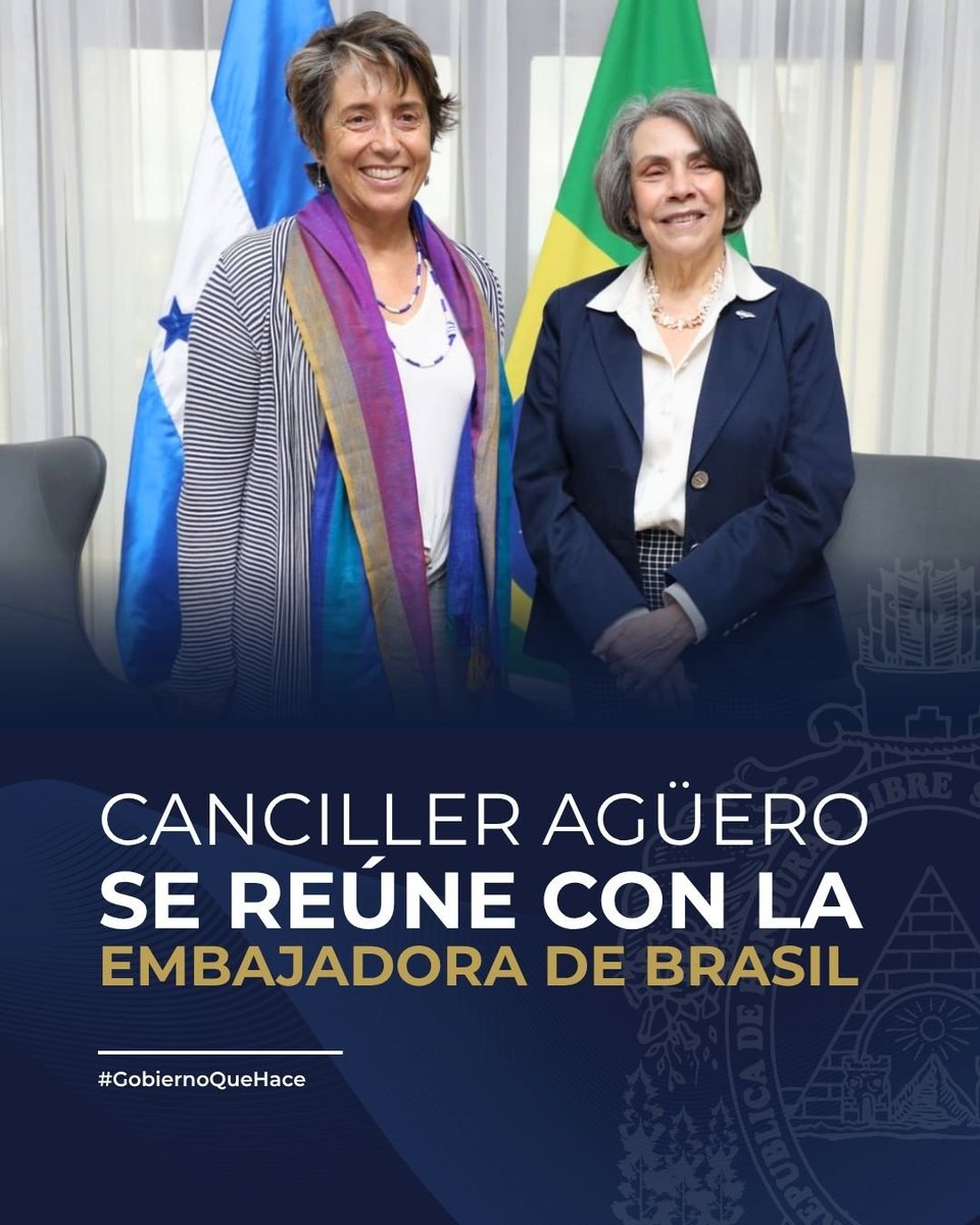 CancilleriaHN's tweet photo. 🇭🇳 🇧🇷 𝗖𝗮𝗻𝗰𝗶𝗹𝗹𝗲𝗿 𝗔𝗴ü𝗲𝗿𝗼 𝘀𝗲 𝗿𝗲ú𝗻𝗲 𝗰𝗼𝗻 𝗹𝗮 𝗘𝗺𝗯𝗮𝗷𝗮𝗱𝗼𝗿𝗮 𝗱𝗲 𝗕𝗿𝗮𝘀𝗶𝗹

La Secretaria de Relaciones Exteriores y Cooperación Internacional, 𝗠𝗶𝗿𝗲𝘆𝗮 𝗔𝗴ü𝗲𝗿𝗼, 𝗿𝗲𝗰𝗶𝗯𝗶ó 𝗹𝗮 𝘃𝗶𝘀𝗶𝘁𝗮 𝗱𝗲 𝗰𝗼𝗿𝘁𝗲𝘀í𝗮 𝗱𝗲 𝗹𝗮 𝗘𝗺𝗯𝗮𝗷𝗮𝗱𝗼𝗿𝗮 𝗱𝗲 𝗕𝗿𝗮𝘀𝗶𝗹 𝗲𝗻 𝗛𝗼𝗻𝗱𝘂𝗿𝗮𝘀, 𝗔𝗻𝗱𝗿𝗲𝗮 𝗪𝗮𝘁𝘀𝗼𝗻. 

Las relaciones entre Honduras y Brasil se basan principalmente en la cooperación técnica, el intercambio agrícola, la formación en defensa y la colaboración en infraestructura. Ambos países fundamentan su agenda bilateral en la transferencia de conocimientos para el desarrollo mutuo.