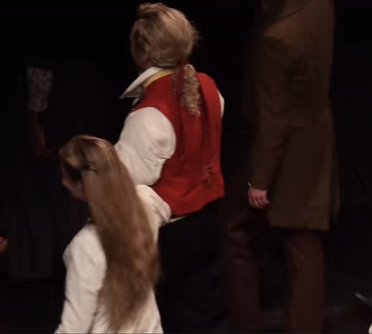 noriaki_cos's tweet photo. Ok I love ben Enj already and I’ve just seen the bows
#lesmis #enjolras https://t.co/pGDaP2DhSr