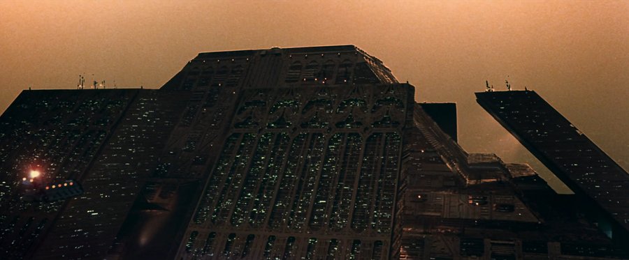 SciFiArchives's tweet photo. Blade Runner (1982) Dir. Ridley Scott https://t.co/XX0SmVJqMo