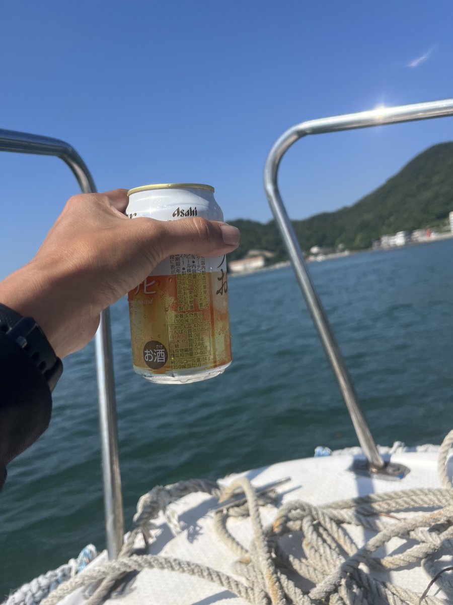 rabbithouse14's tweet photo. 今日も1日始まるょ〜٩( 'ω' )و🍻ｶﾝﾊﾟｲ https://t.co/EzjZI1R00Z