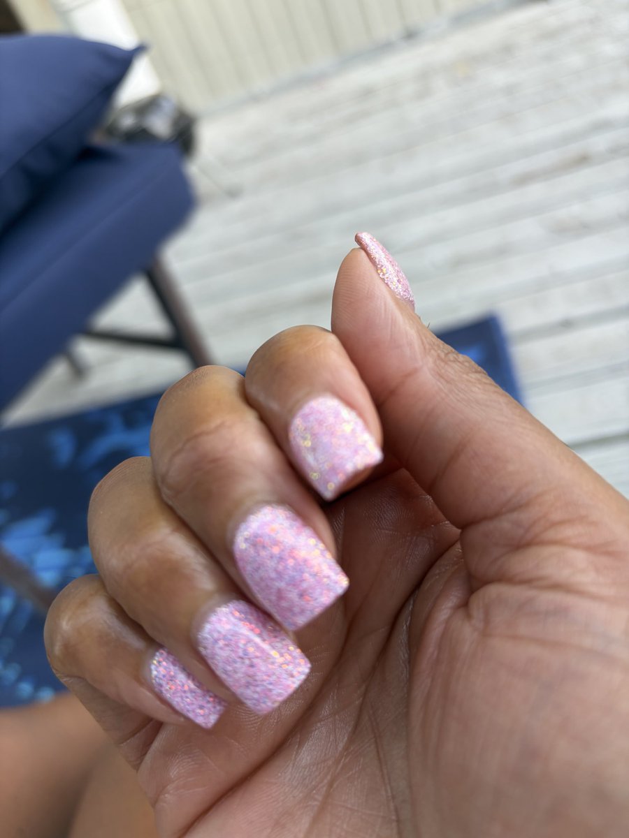 SweetGoddessV's tweet photo. Nails be cute too ✨💕#pinknails #shortnails #feetdaddies https://t.co/xmyvG4d1Lt