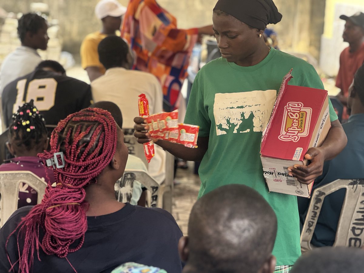 VERTEXADR_INTIA's tweet photo. #Vertex encourages peaceful coexistence as the foundation of sustainable community development, urging communities to build peace, foster unity, and promote mutual understanding.

@officialABAT @followlasg @UN_Nigeria @UNDP @USIP @Search4CommonG @WANEPRegional #Peacebuilding https://t.co/m3921GNUa6