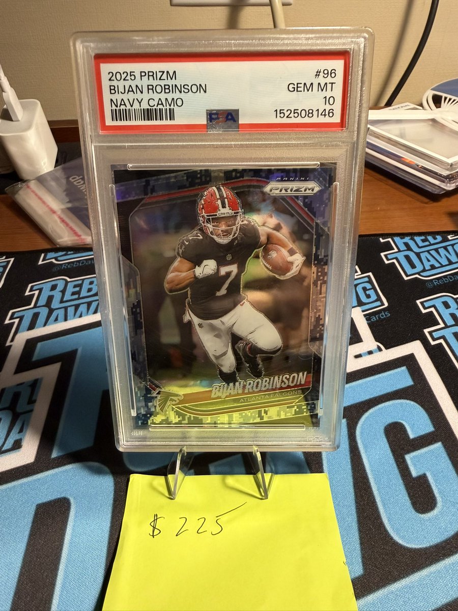 RebDawgCards's tweet photo. If you’re at #TheNational, I have a few cards left.  Shoot me a DM or let me know if you’re interested before I leave tomorrow!!!
#thehobby https://t.co/dv81CfT8Wa