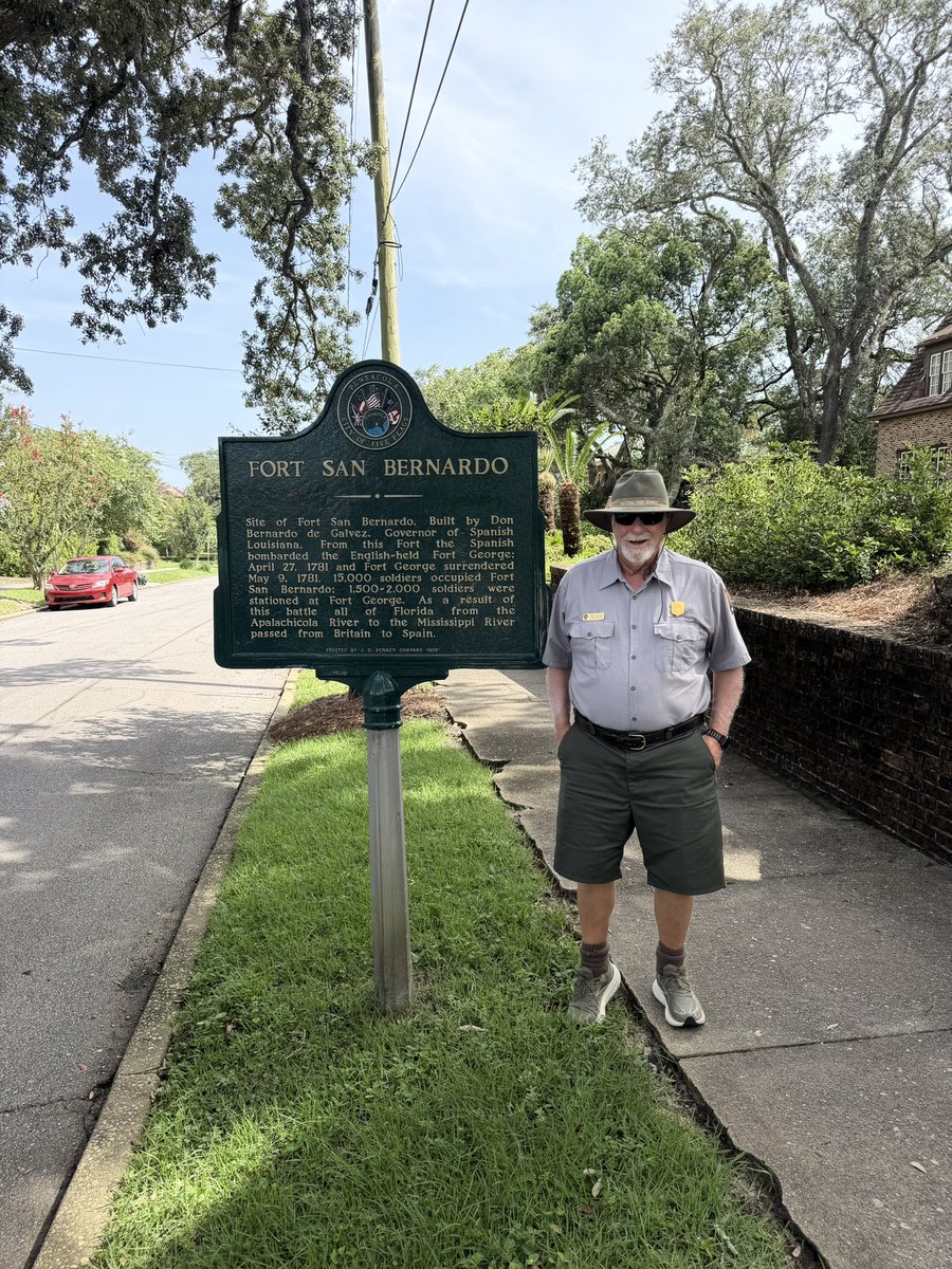 iwasrelieved's tweet photo. when a 78-year old environmental scientist and burnout (a massive compliment) learns history with c https://t.co/LrcqkK1SIY