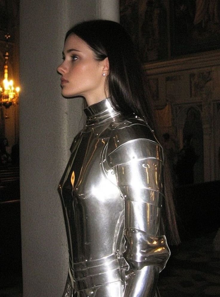 sailaunderscore's tweet photo. Fun date idea: you dress up in full plate-armor and I encroach on your position and deploy a tactically superior halberd to easily outmaneuver you. https://t.co/oveqWuqmsA