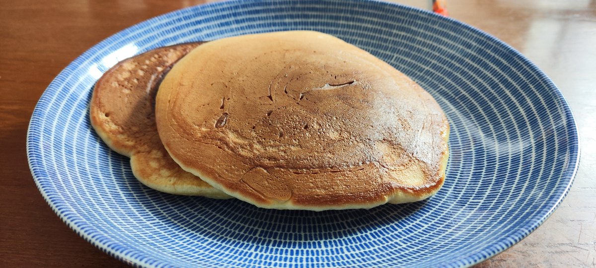 otoh_splatoon's tweet photo. 最近ドハマリしている。
ホットケーキミックスに牛乳とコーンポタージュスープを混ぜて焼く、お惣菜ホットケーキ。
家族はそろそろ飽きてきたみたいw https://t.co/zSSeL8ULP8