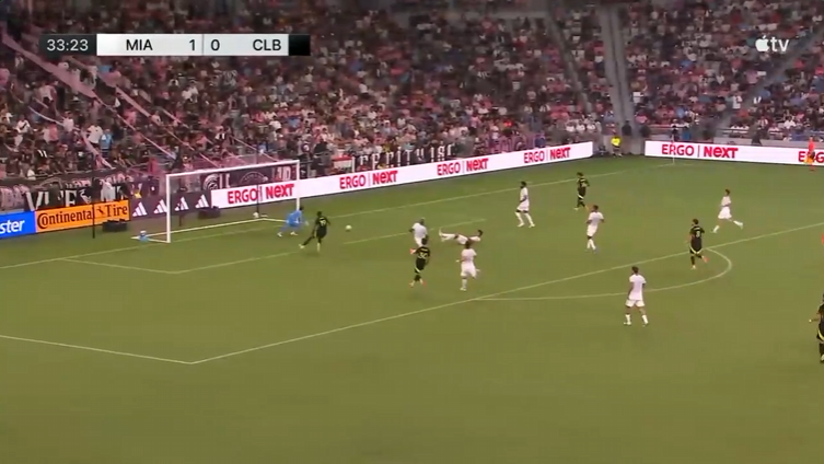 avprhmt's tweet photo. Own goal

⚽️ Casemiro 34'

Inter Miami 1 - 1 Columbus Crew 

#InterMiami #Columbus #Casemiro