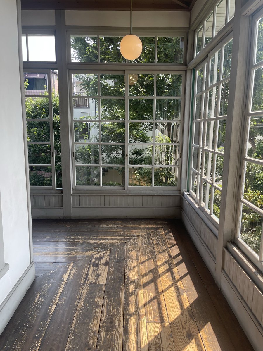 manpukooji's tweet photo. おはようございます☀

今日、明日と休日なので
予定していた聖地巡礼に来ました‼️

始発の新幹線に乗り来たのは、
ここみんなが住む寮🏠
#上伊那ぼたん 
#ぼた活 https://t.co/O11hLLK1GB