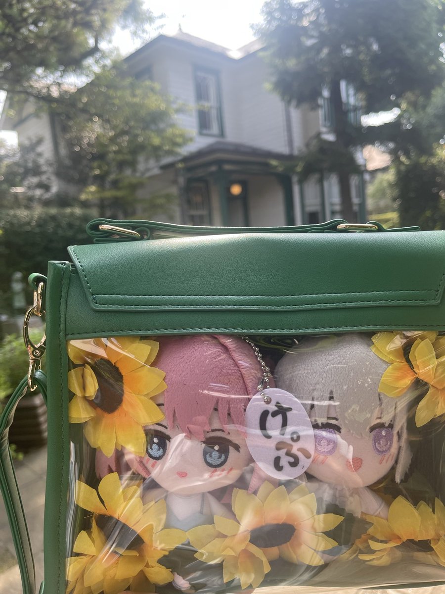 manpukooji's tweet photo. おはようございます☀

今日、明日と休日なので
予定していた聖地巡礼に来ました‼️

始発の新幹線に乗り来たのは、
ここみんなが住む寮🏠
#上伊那ぼたん 
#ぼた活 https://t.co/O11hLLK1GB