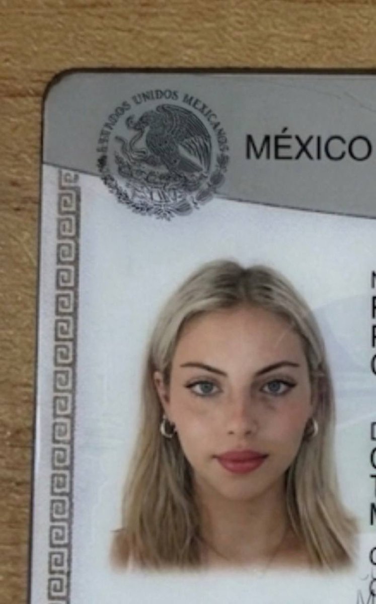Lizbethhorny's tweet photo. Me presento 🥺❤️

Soy Lizbeth 
Tengo 18 añitos 

Y soy muy cachonda 😭 https://t.co/EhCh18aAwx