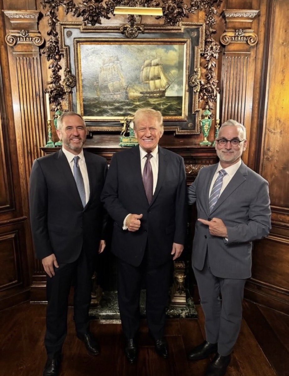Roberto86382653's tweet photo. Good time to remember this photo.

The CLARITY Act isn’t about pumping crypto prices. It’s about providing regulatory clarity for the blockchain infrastructure that will power the future financial system.

Capital follows clarity. Infrastructure comes before adoption. https://t.co/AtwXELKszK