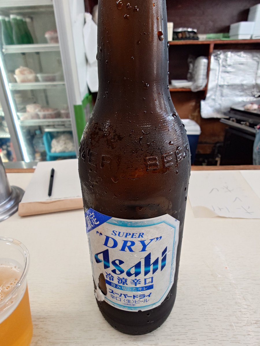 bike_gohan's tweet photo. のんきやがやってなかったので、昨日立ち飲み屋で隣のおじさんから教えて貰ったマルフクへ。
美味い、安い。完璧。
さっと飲んでパッと帰る！
最強。 https://t.co/txJ3JESNnW