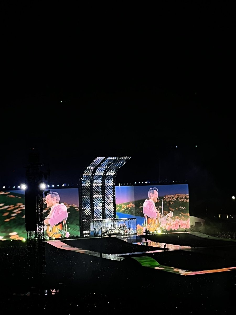 gutsbrrw's tweet photo. the best day of my life⭐️💓 https://t.co/C1zpnerZRu