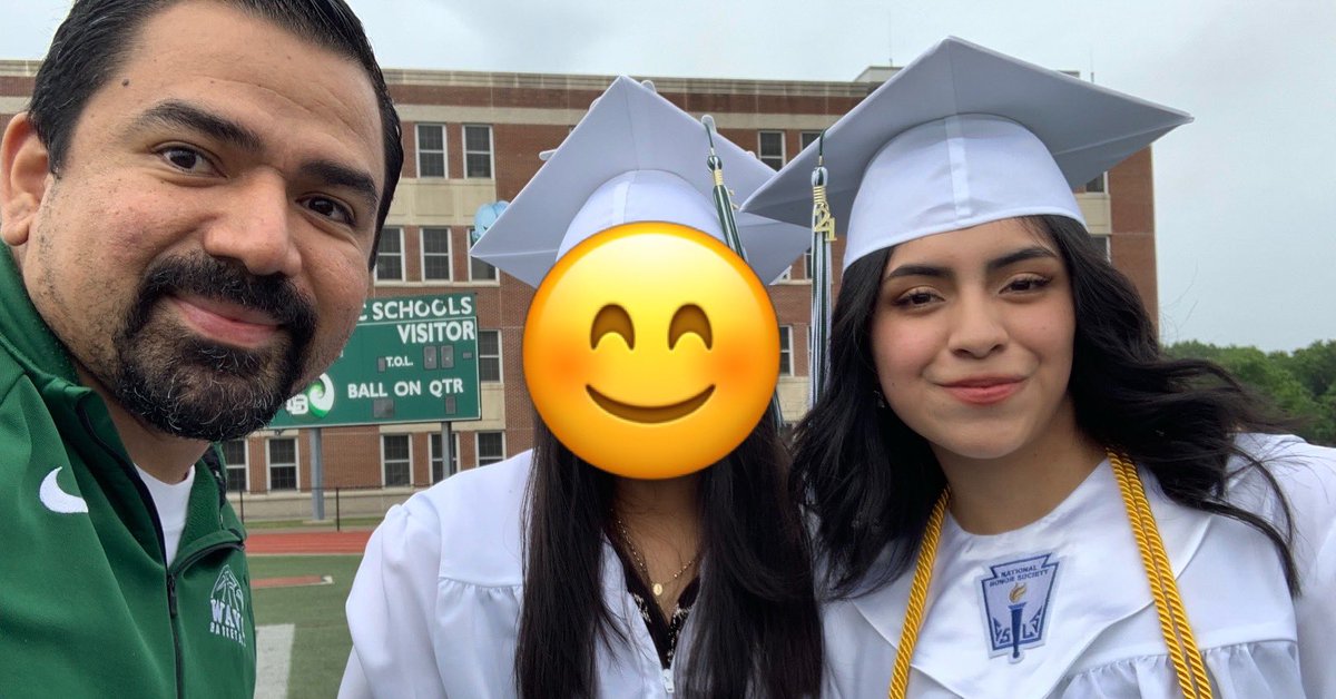 DrV_Profe's tweet photo. Congratulations to my former student that now is a student in Puebla -Mexico, Eva Ramos
If anyone can support her dream to be part of the International Air and Space Station at @NASA please click here to donate: https://t.co/0l3NxpXQup https://t.co/DEPKxufKDO