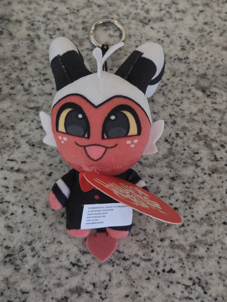 sydmolga's tweet photo. hot topic haul!!

#hottopic #moxxie #mysweetpiano #tadc #jax https://t.co/PdAtYUkxCU