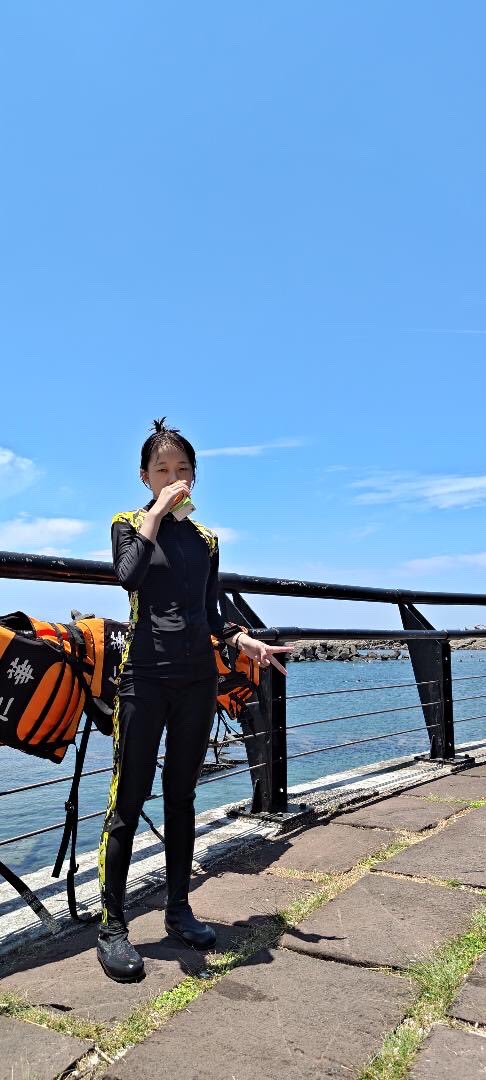 Shi_zu_pi's tweet photo. Snorkeling https://t.co/x3eA8GGePF
