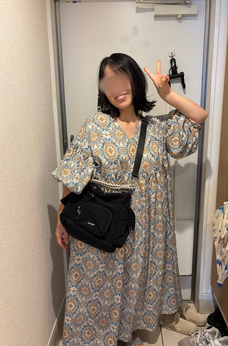 manakoto_ntr's tweet photo. ノーパンノーブラで美容室から
帰ってきた先生❣️

諸事情で載せ直し https://t.co/xA4KqXATEx