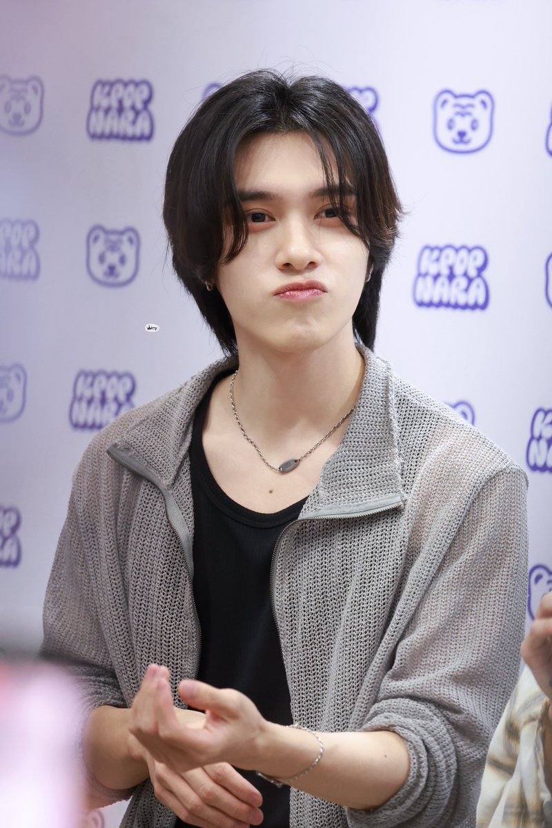 wong_benignboy's tweet photo. 2026AUG01
KPOP NARA in NYC 
special lucky draw event

#HENDERY #헨드리 #黄冠亨
#威神V #WayV #WeishenV https://t.co/WdbL2ILgWx