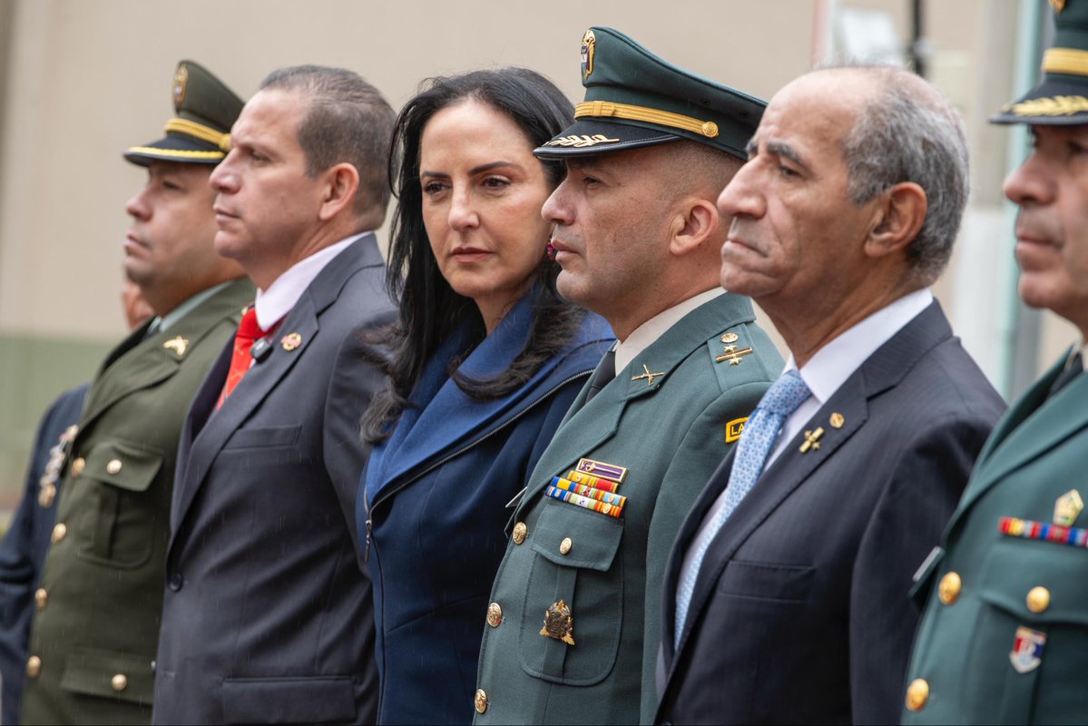 MariaFdaCabal's tweet photo. ¡Soy lancera! 🇨🇴
Honor y fe en la causa por nuestro país: Colombia https://t.co/SKKUR9tq56