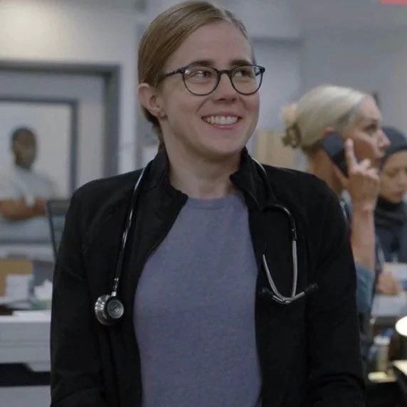 lovefromlakyn's tweet photo. hi my name is lakyn, i’m 27, i’m a resident doctor at new hamptons medical center which means i’ll kiss your boo-boos better. here’s my character variants: mel king, sydney adamu, spiderman, and aki hayakawa. qrt with your variants!!! #HTVINTRO and lms for a dm MAYBE #HTVLMS https://t.co/QM0CdEdO69
