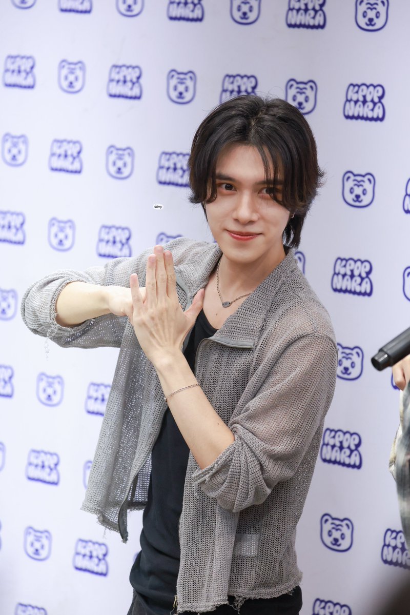 wong_benignboy's tweet photo. 2026AUG01
KPOP NARA in NYC 
special lucky draw event

#HENDERY #헨드리 #黄冠亨
#威神V #WayV #WeishenV https://t.co/0ZtBH78aMm