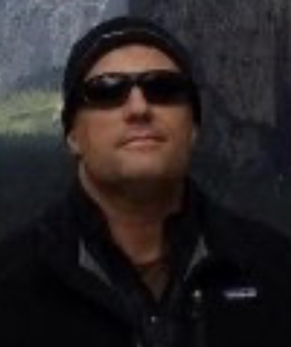 expandadie's tweet photo. Faggot ass dude is wearing z97 safety glasses for sunglasses bruh like this is too much man 🤣🤣🤣🤣 https://t.co/MU9TnoIvuM