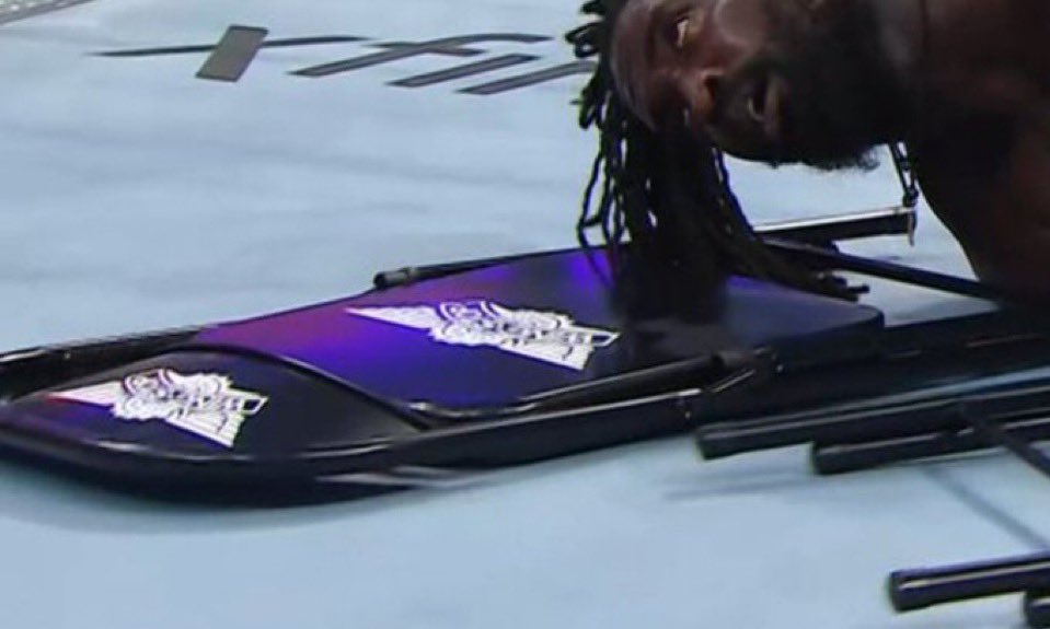 reigns_era's tweet photo. You have got to be kidding me dawg https://t.co/O0iEaalFFA