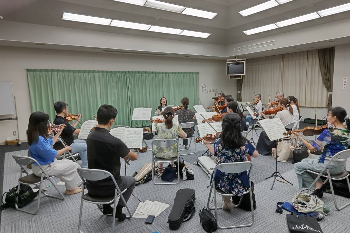 gikyo2's tweet photo. 【第105回定期演奏会③��

ポッパー作曲「ハンガリー狂詩曲」は、もともとチェロとピアノのために書かれた作品。今回はオーケストラ伴奏版を演奏します。哀愁ある旋律と華やかな超絶技巧が魅力です。「チェロ協奏曲第2番」に続き、清水陽介さんがチェロ独奏を務めます！

#岐響 #清水陽介 #井村誠貴 https://t.co/FghS1f2fEu