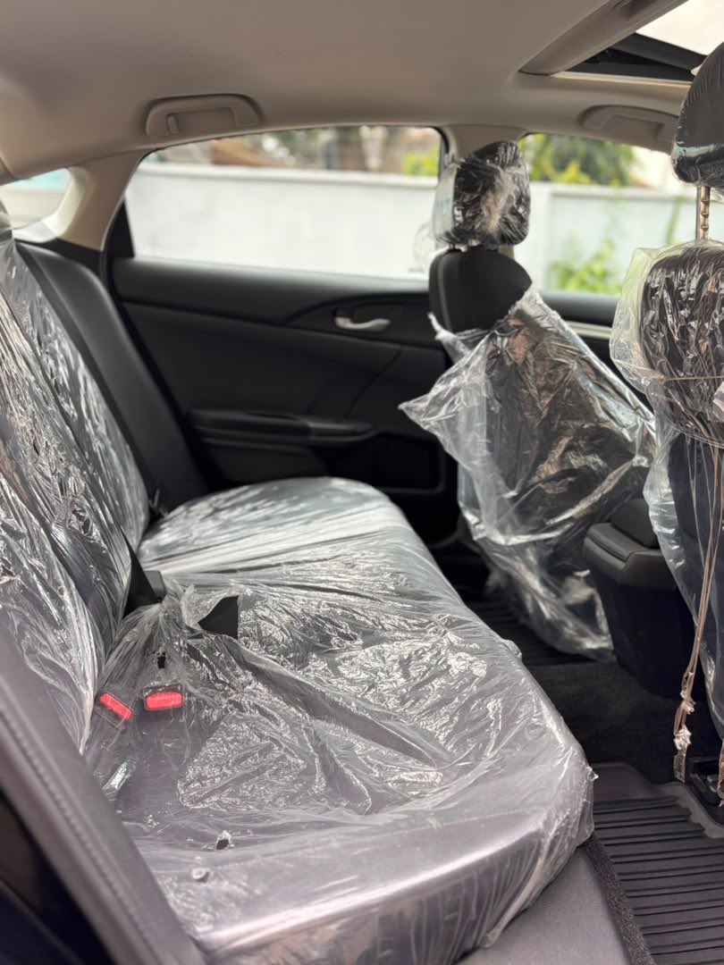 fourthspeedgh's tweet photo. 2017 Honda Civic Ex 2.0L 
Cleared November 2025 
80,000 milleage 
Sunroof 
Fully loaded
Push start 
Side and reverse camera 
Price:¢175,000ghc

Contact: +233593922214
If interested 

Location: Accra, Ghana https://t.co/lmMmittjDp