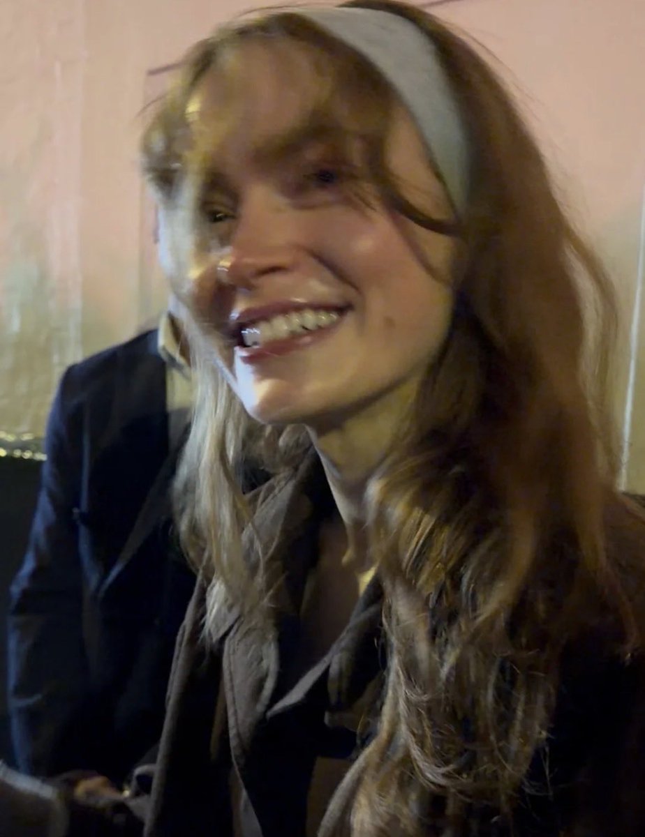 chaitanyverse1's tweet photo. People will search "Young Sadie Sink"
50 years later and find these pics https://t.co/1xEu4LWL48