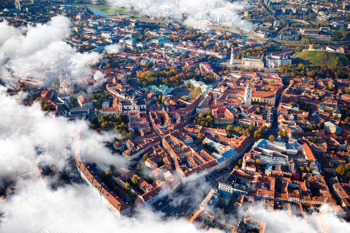 iasa_web's tweet photo. IASA-BAAC 2026 programa parengta! 🎥
Prisijunkite prie pasaulinės garso ir audiovizualinių archyvų profesionalų bendruomenės – dalyvaukite pagrindiniuose pranešimuose, diskusijose ir kituose renginiuose
📍Lietuvių nacionalinė Martyno Mažvydo biblioteka
🔗 https://t.co/c6aleoOxsq https://t.co/KFiquiUfKM