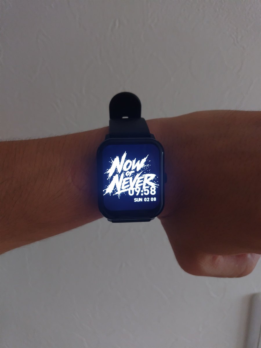 jinbo_non's tweet photo. 譲り受けたスマートウォッチ!
HIT THE LIGHTSのロゴ風のNow or Neverにしてトップ画面にしてみた!

いい感じだけど、時計のサイズとか調整できんの残念😂 https://t.co/FMsZZToMbg