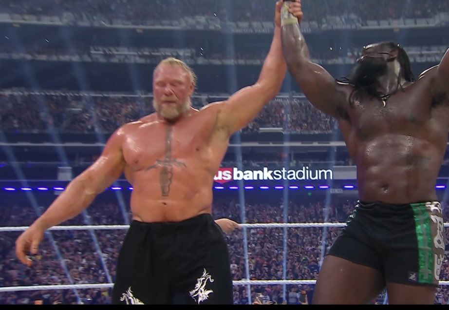 FadeAwayMedia's tweet photo. BROCK LESNAR OFFICIALLY PASSED THE TORCH TO OBA FEMI 

#SummerSlam https://t.co/xLWFQV3xvK