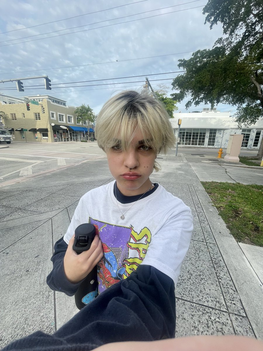byeolio's tweet photo. spiderman today :3 (and i got the pin ooo) https://t.co/1ueQfPlGyV